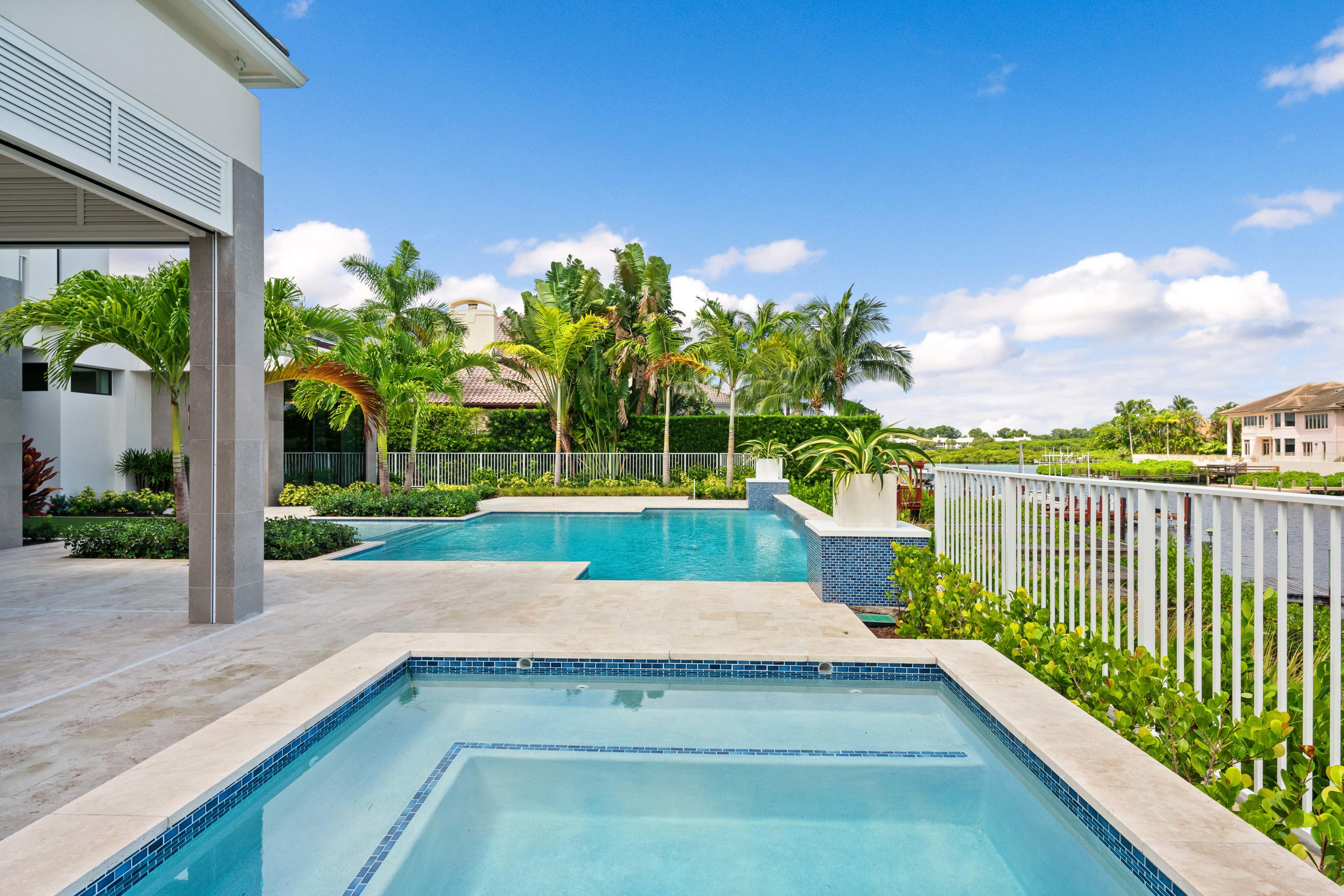 106 Quayside Drive Jupiter, FL 33477 - Photo 63 of 77 Spa