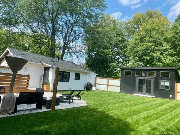 $2,200 | 1 Blooms Corners Road, Warwick, NY 10990
