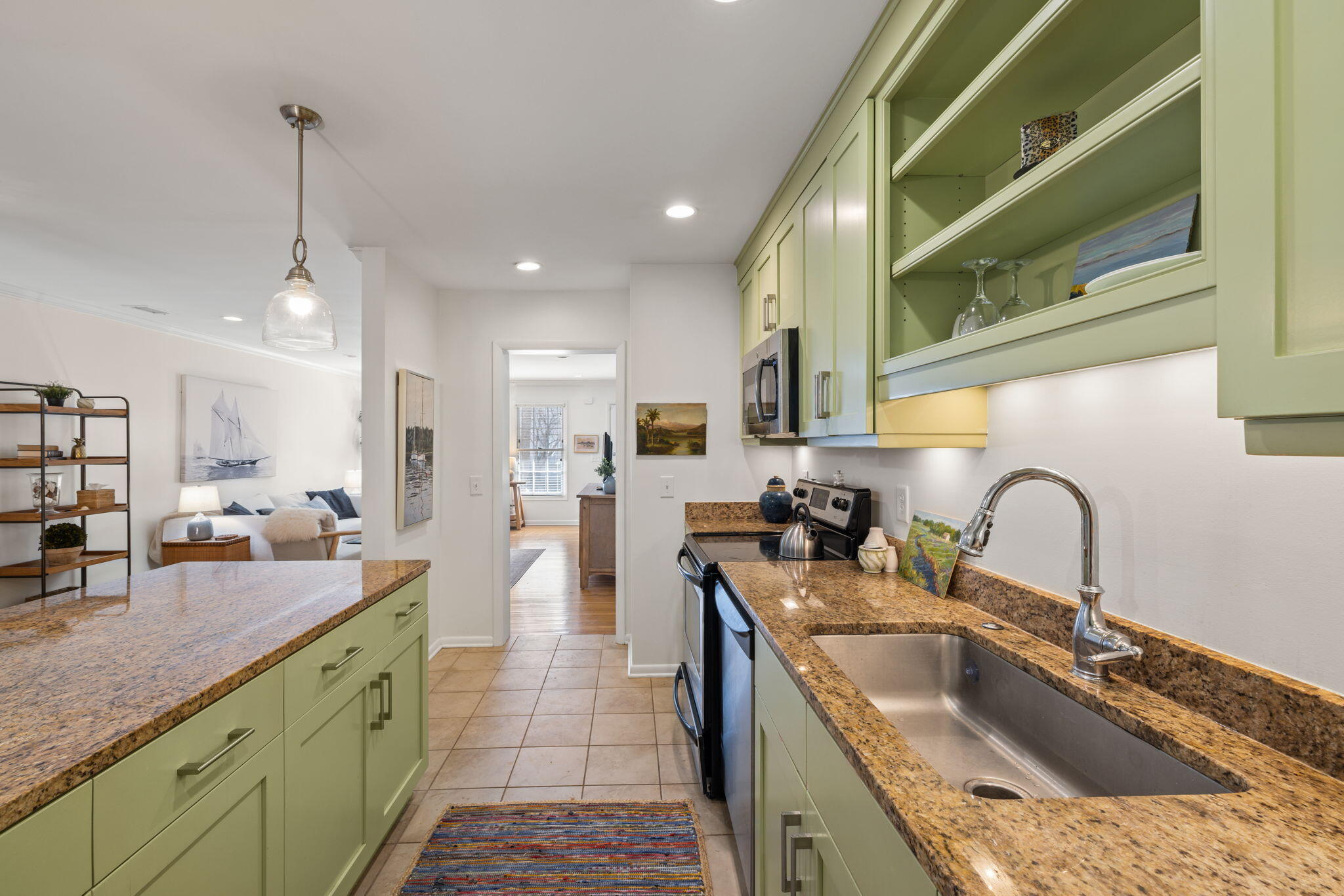 164 Queen Street Charleston, SC 29401 - Photo 5 of 24