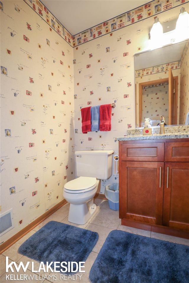 432 East Tienken Road Rochester Hills, MI 48306 - Photo 24 of 45