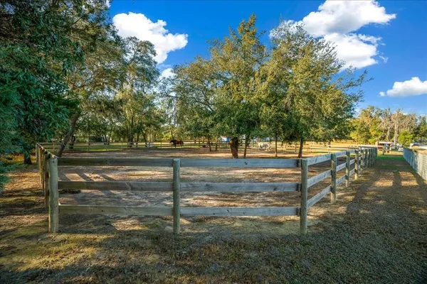 $219,900 | 6250 Southeast 150 Avenue, Morriston, FL 32668