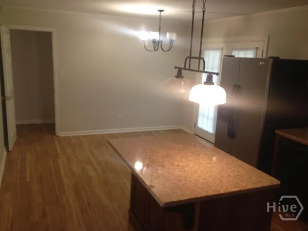 $1,700 | 260 Sherwood Drive, Athens, GA 30606