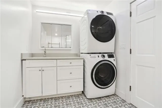 $2,200 | 7 Azalea Court, Metairie, LA 70005