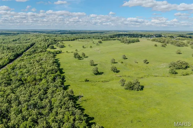 $599,000 | 72 Route 66 Lebanon Mo 65536, Lebanon, MO 65536