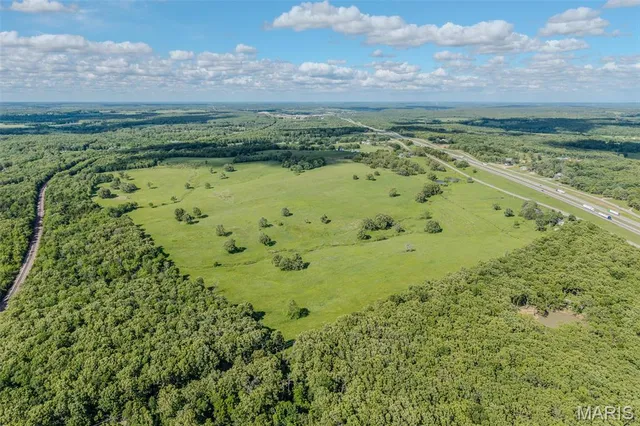 $599,000 | 72 Route 66 Lebanon Mo 65536, Lebanon, MO 65536