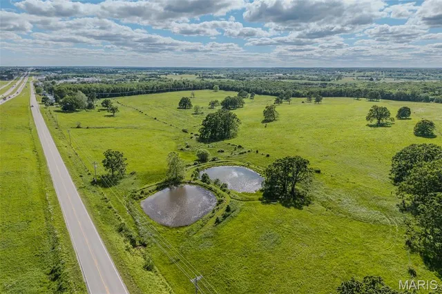 $599,000 | 72 Route 66 Lebanon Mo 65536, Lebanon, MO 65536