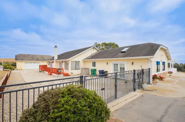 $1,275,000 | 9891 Equestrian Place, Salinas, CA 93907
