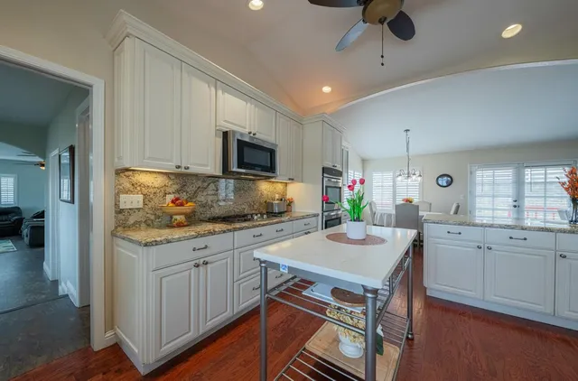 $1,275,000 | 9891 Equestrian Place, Salinas, CA 93907