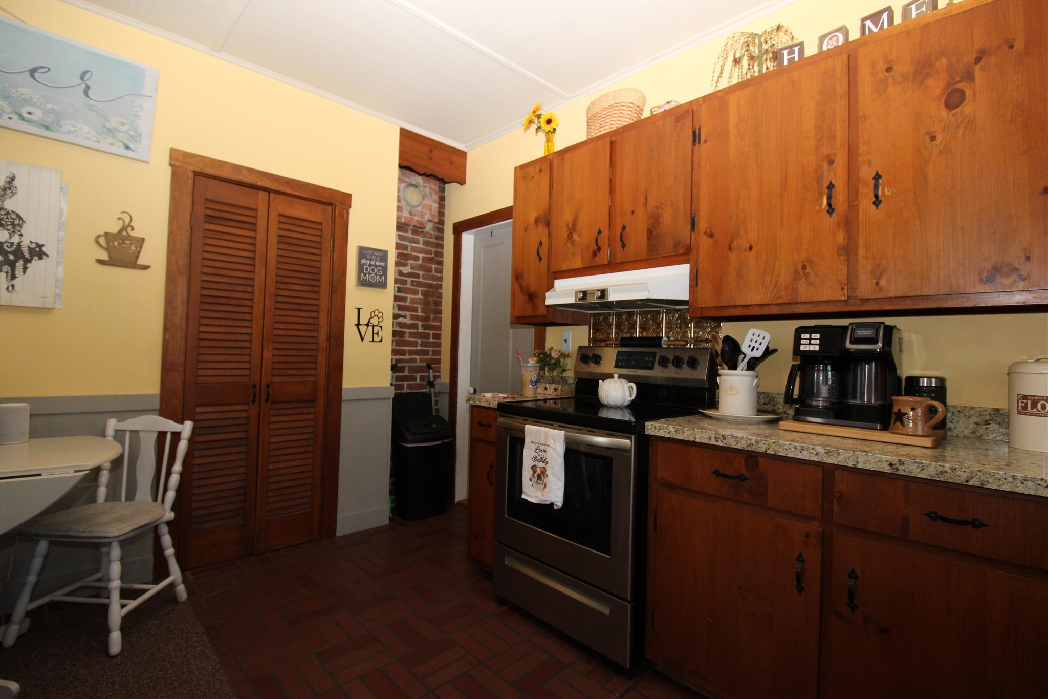 121 Wakefield Street Rochester, NH 03867 - Photo 26 of 31