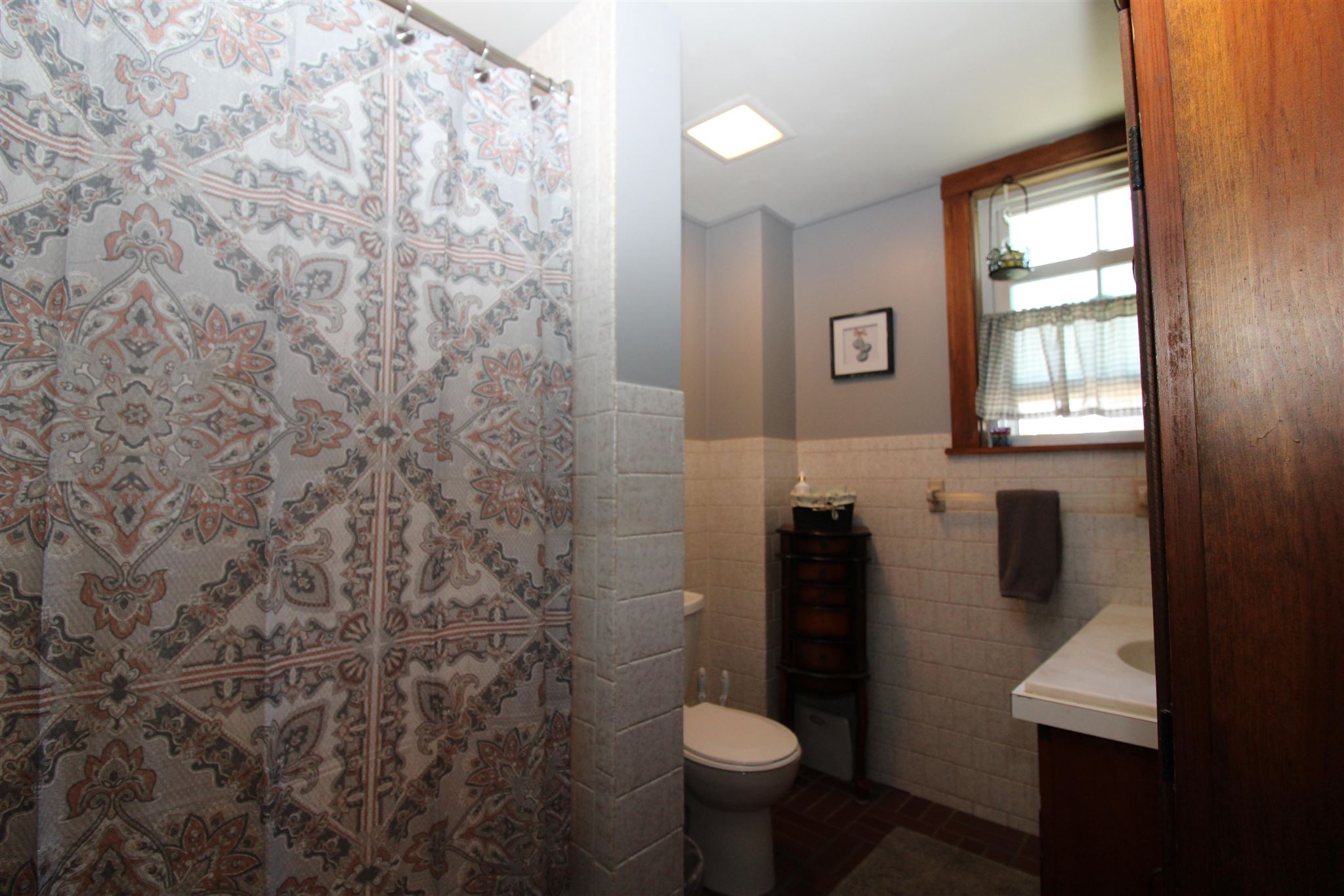 121 Wakefield Street Rochester, NH 03867 - Photo 28 of 31