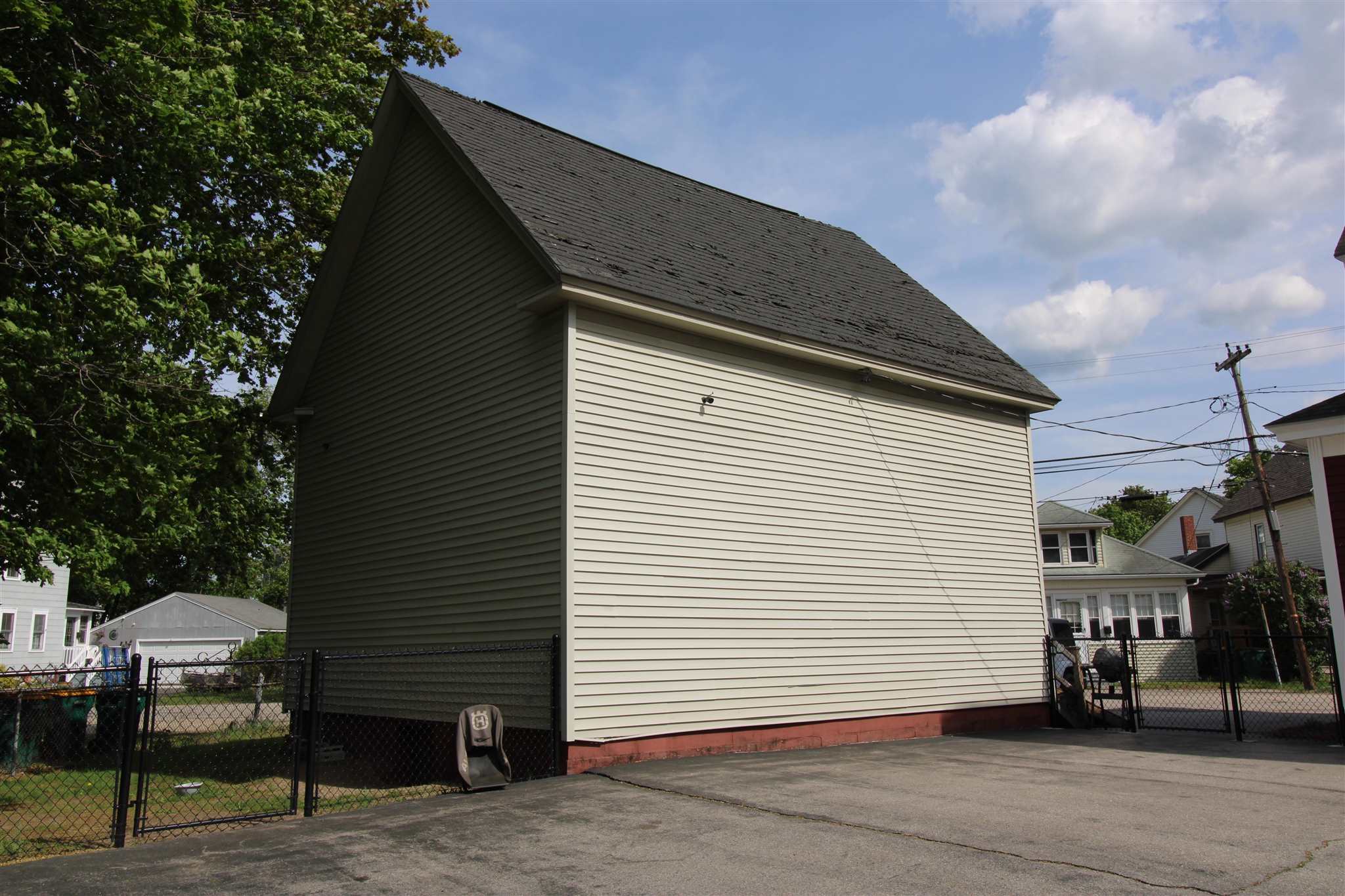 121 Wakefield Street Rochester, NH 03867 - Photo 6 of 31