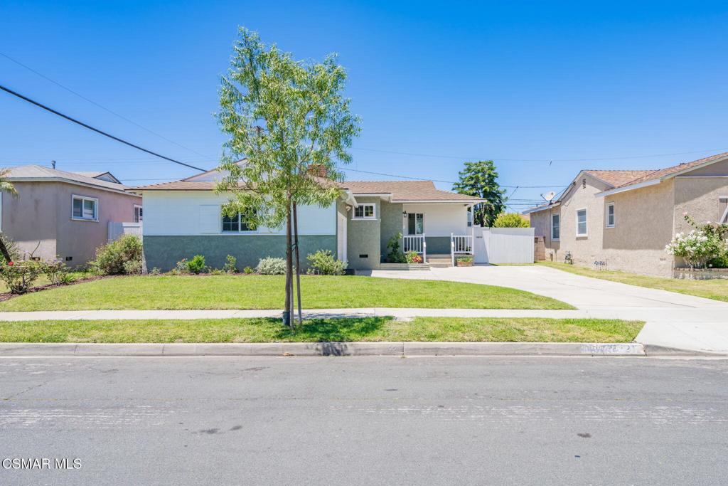 18721 Doty Avenue Torrance, CA 90504 - Photo 3 of 63