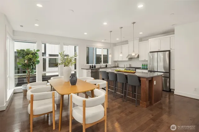 $999,999 | 9608 Northeast 182nd Court, Unit D, Bothell, WA 98011