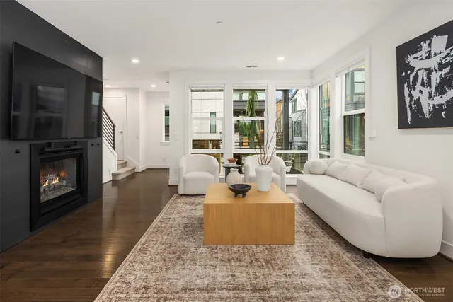 $999,999 | 9608 Northeast 182nd Court, Unit D, Bothell, WA 98011