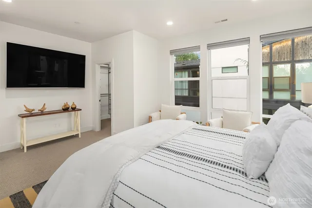 $999,999 | 9608 Northeast 182nd Court, Unit D, Bothell, WA 98011