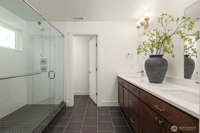 $999,999 | 9608 Northeast 182nd Court, Unit D, Bothell, WA 98011