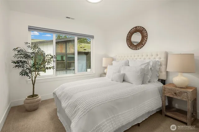 $999,999 | 9608 Northeast 182nd Court, Unit D, Bothell, WA 98011