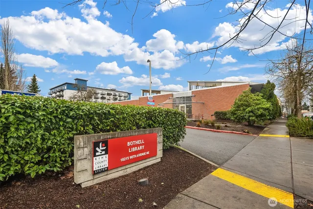 $999,999 | 9608 Northeast 182nd Court, Unit D, Bothell, WA 98011