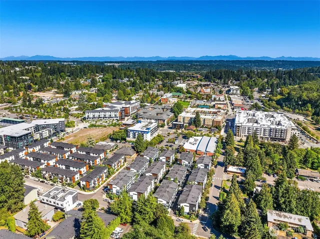 $999,999 | 9608 Northeast 182nd Court, Unit D, Bothell, WA 98011