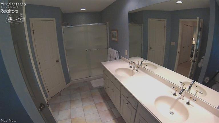 3847 North Cliff Road Port Clinton, OH 43452 - Photo 12 of 15 Gallery Image 12