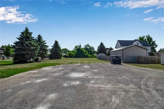 $325,000 | 1693 Quaker Road, Somerset, NY 14012