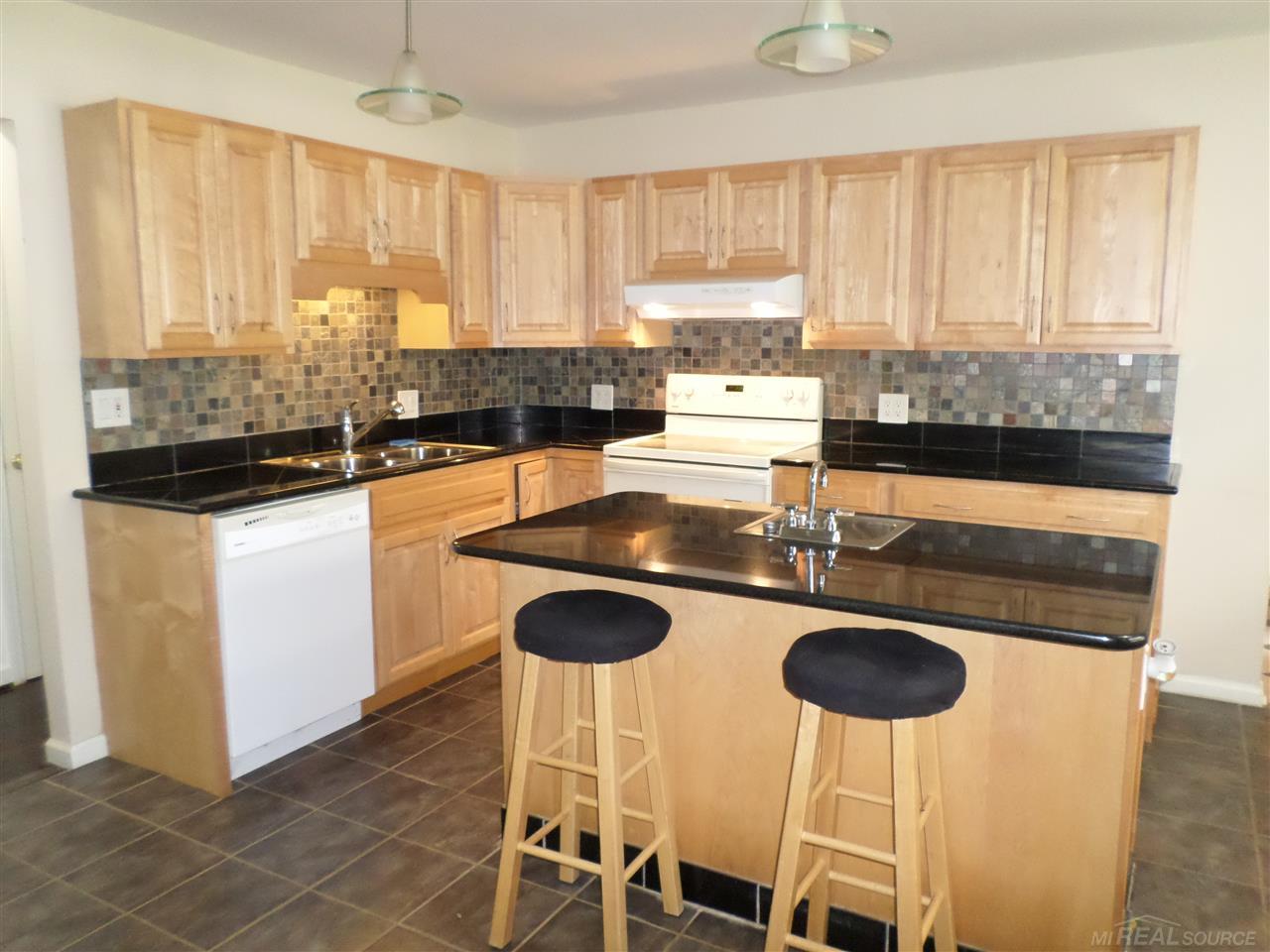 3480 John R Road Rochester Hills, MI 48307 - Photo 4 of 40