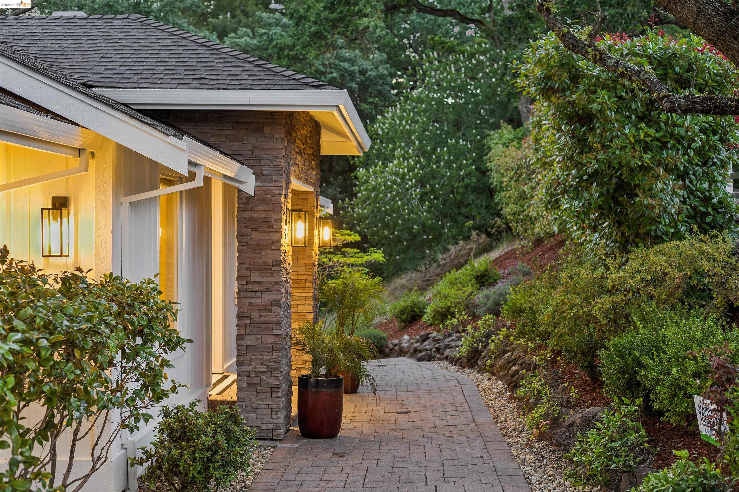 1035 North Thompson Road Lafayette, CA 94549 - Photo 6 of 59