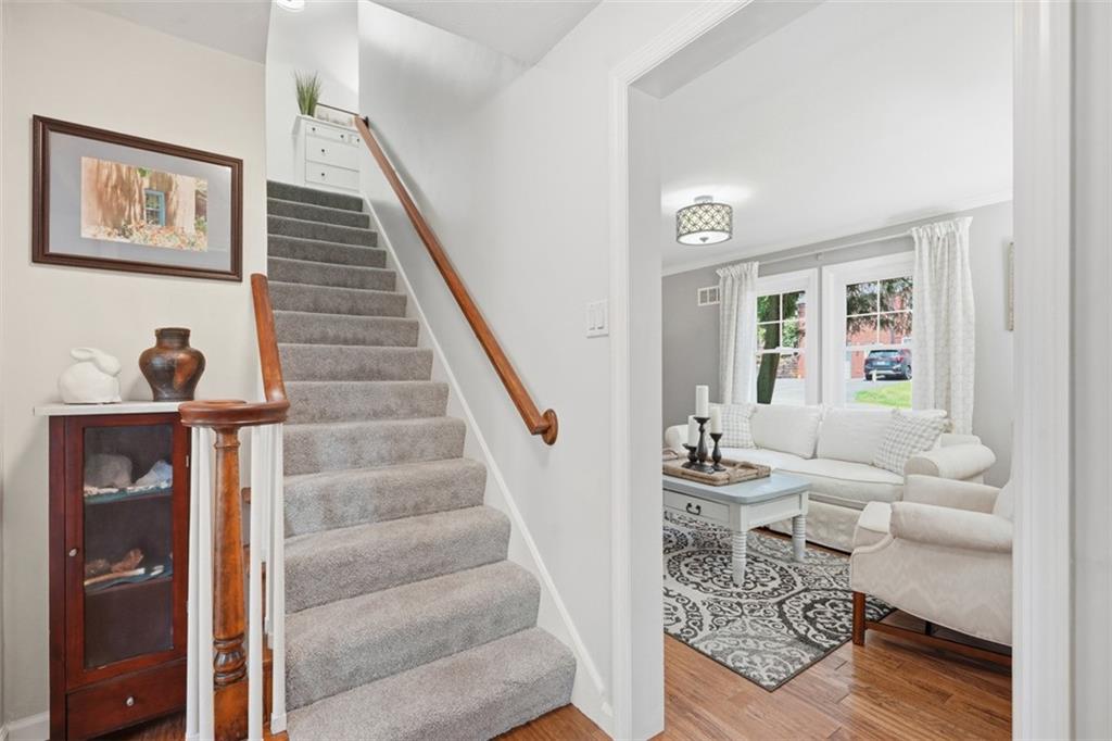 836 Old Thorn Run Road Coraopolis, PA 15108 - Photo 3 of 50