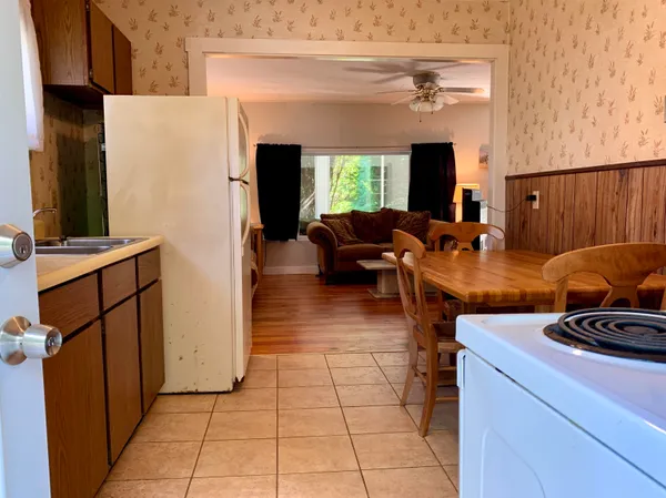 $2,500 | 67 Cable Road, Rye, NH 03870
