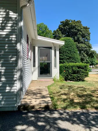 $2,500 | 67 Cable Road, Rye, NH 03870