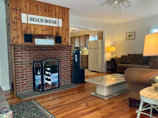 $2,500 | 67 Cable Road, Rye, NH 03870