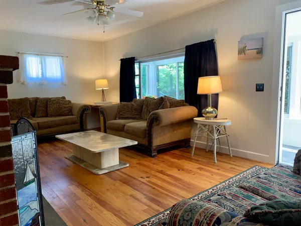 $2,500 | 67 Cable Road, Rye, NH 03870