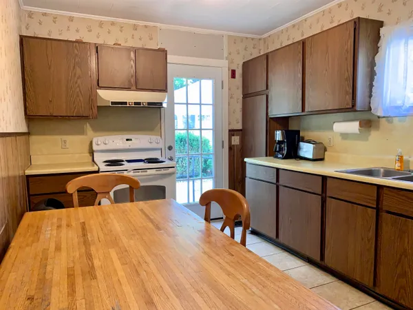 $2,500 | 67 Cable Road, Rye, NH 03870