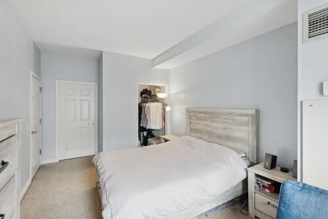 $315,000 | 8 West Monroe Street, Unit 1209, Chicago, IL 60603