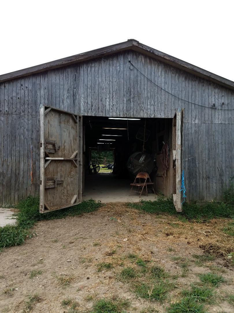 1899 Helenwood Loop Road Helenwood, TN 37755 - Photo 24 of 37 barn 3