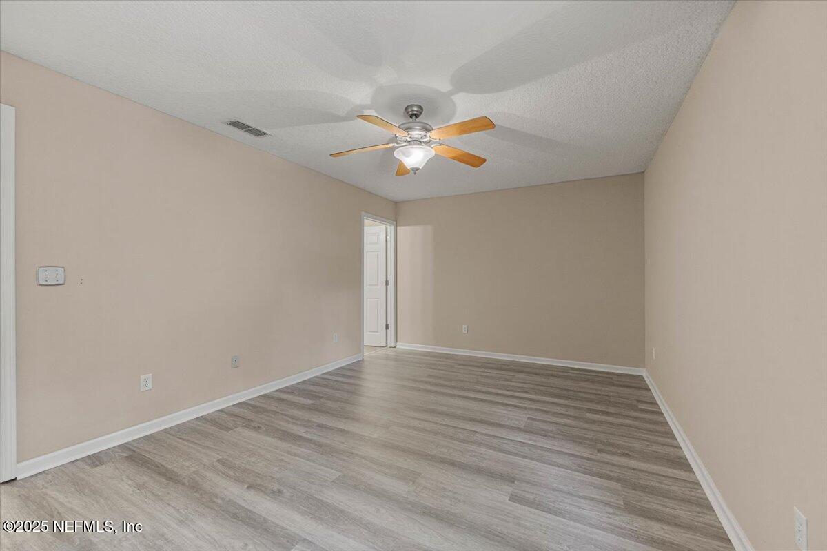 4527 Clairmont Road Jacksonville, FL 32207 - Photo 20 of 40 wooden floor in an empty room