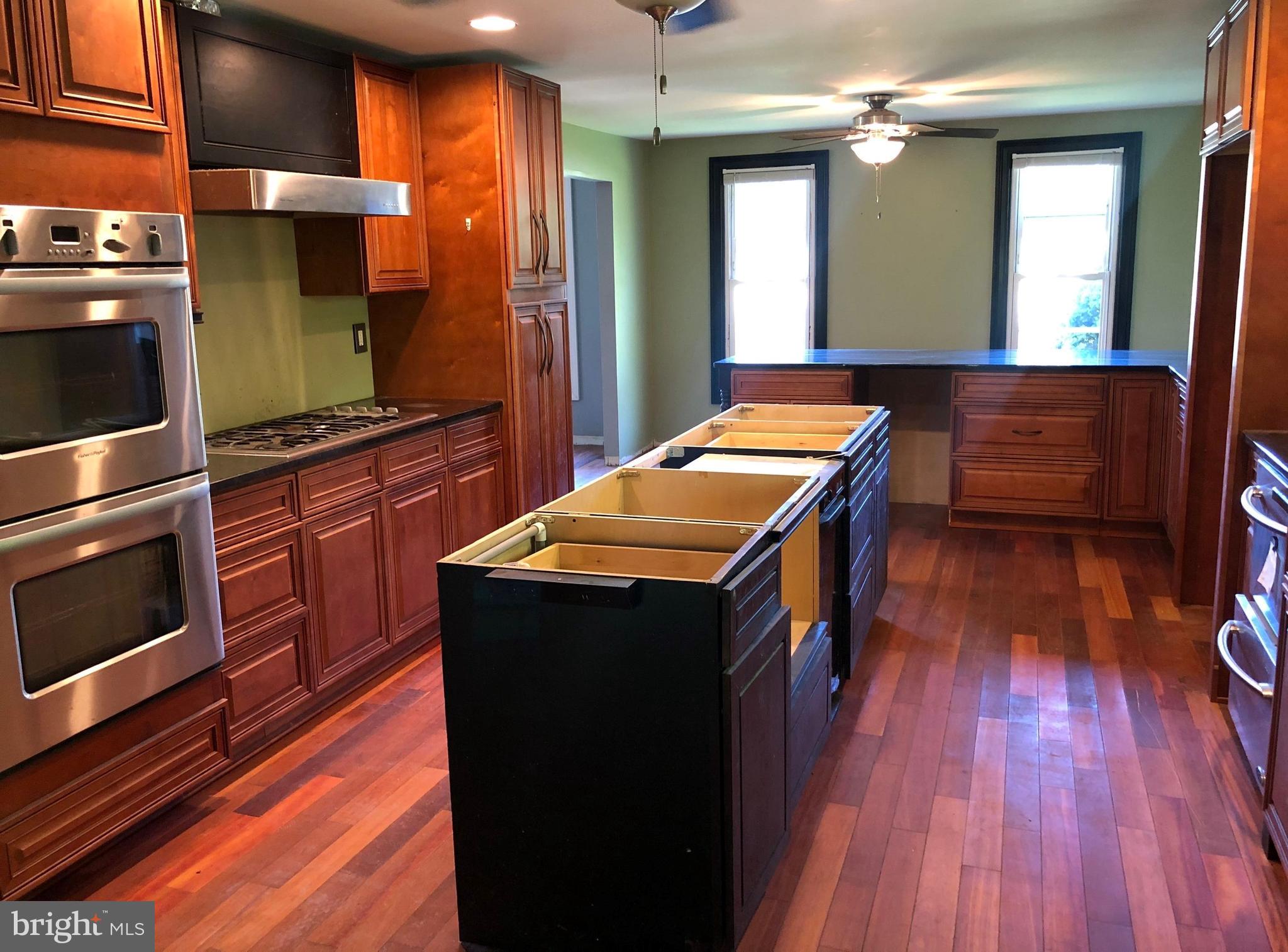 730 Fox Run Road Sewell, NJ 08080 - Photo 8 of 23 Updated Kitchen