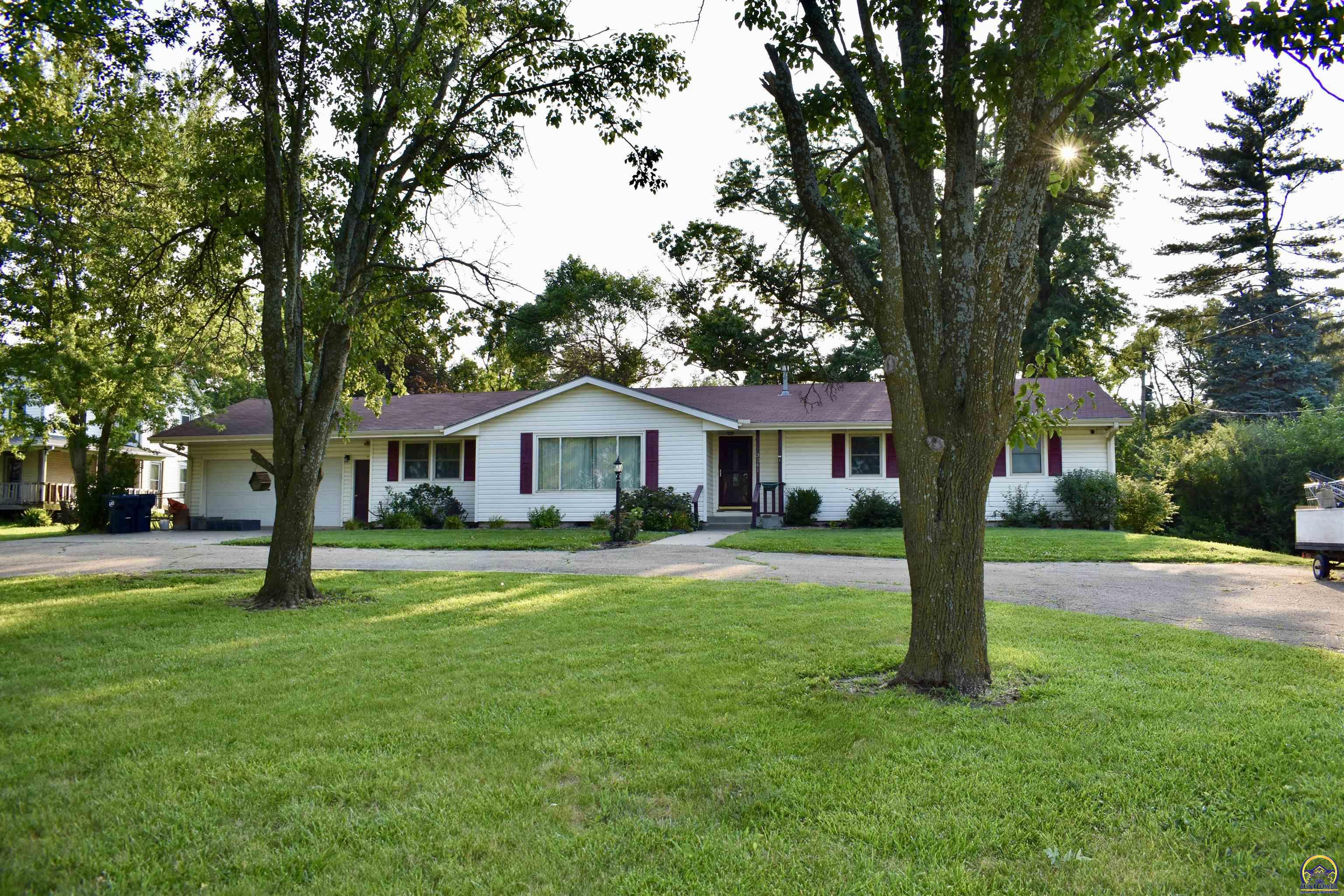 3241 Northwest Brickyard Road Topeka, KS 66618 - Photo 1 of 1 Gallery Image 1