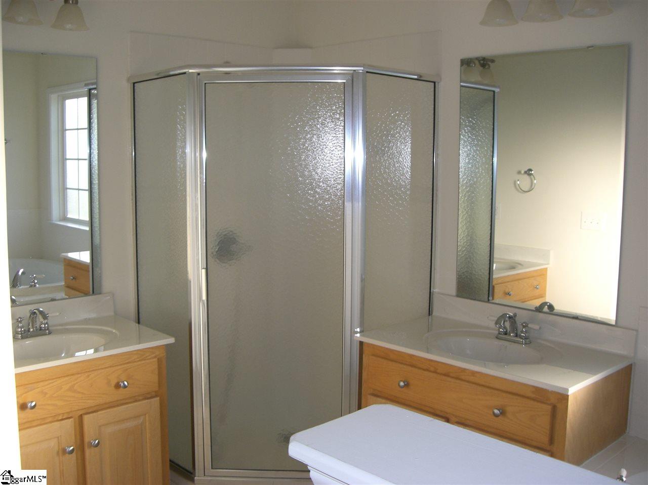 501 Hendricks Road Easley, SC 29642 - Photo 14 of 18