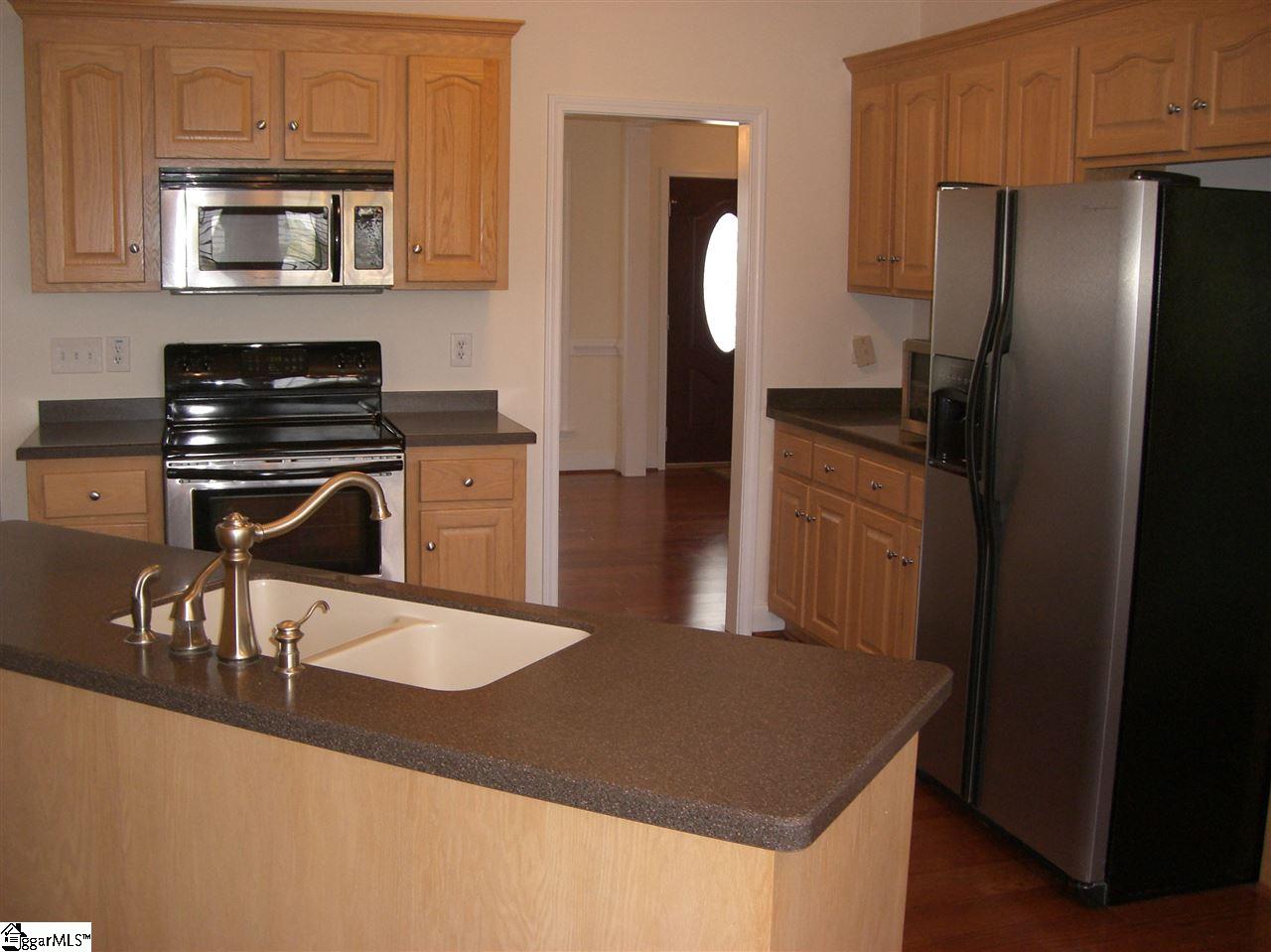 501 Hendricks Road Easley, SC 29642 - Photo 10 of 18