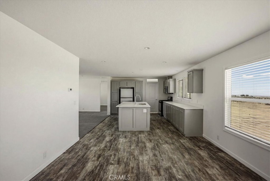 155 Del Rosa Road Pinon Hills, CA 92372 - Photo 11 of 32 Gallery Image 11