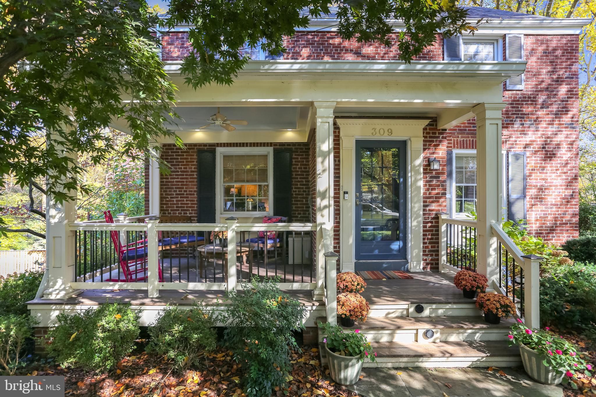 309 Windsor Street Silver Spring, MD 20910 - Photo 3 of 64 Gallery Image 3