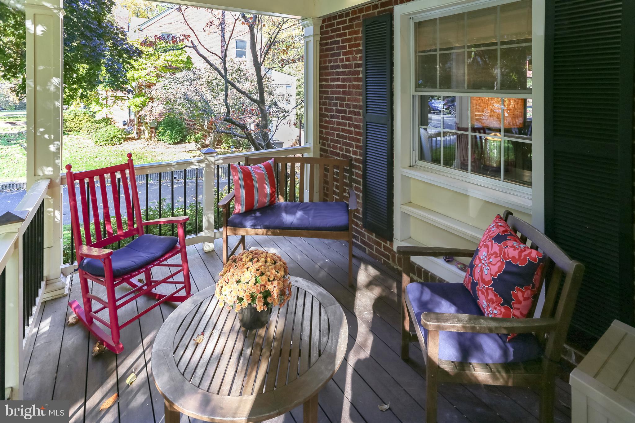 309 Windsor Street Silver Spring, MD 20910 - Photo 4 of 64 Gallery Image 4