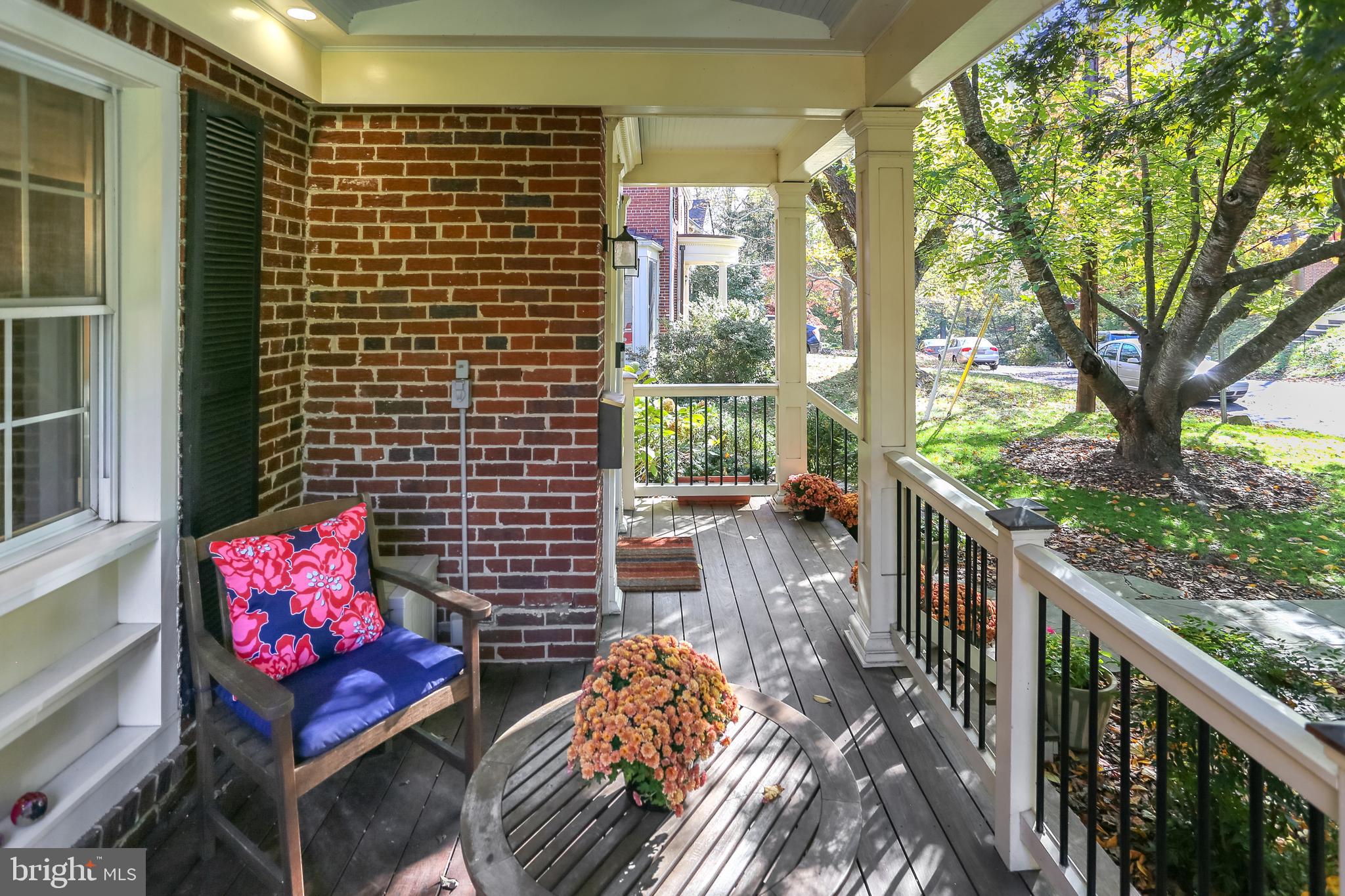 309 Windsor Street Silver Spring, MD 20910 - Photo 5 of 64 Gallery Image 5