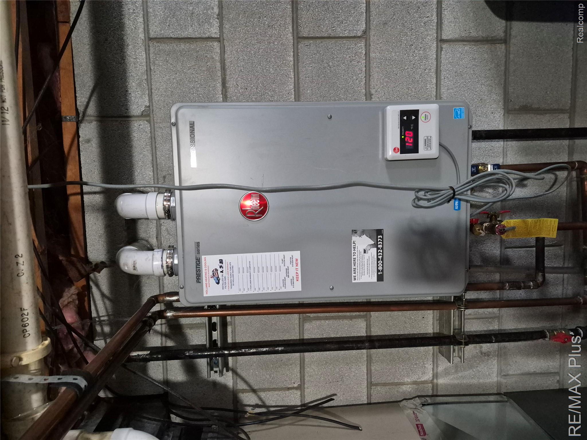1115 Turrill Road Lapeer, MI 48446 - Photo 44 of 50 Utilities with water heater