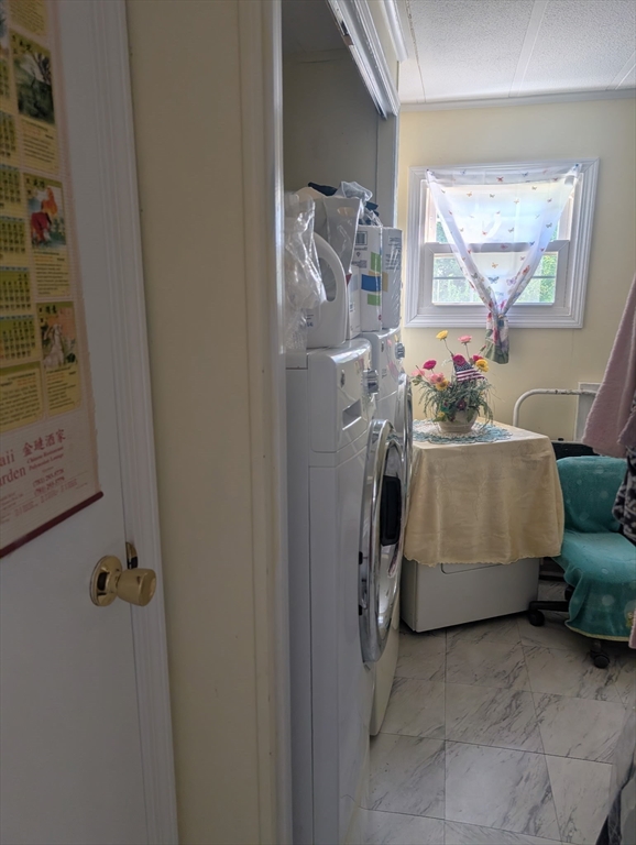 53 Wagon Hill Road Marlborough, MA 01752 - Photo 17 of 32 a living room with furniture and a window