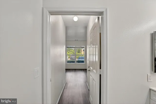 $399,900 | 3021 Nicosh Circle, Unit 1108, Falls Church, VA 22042