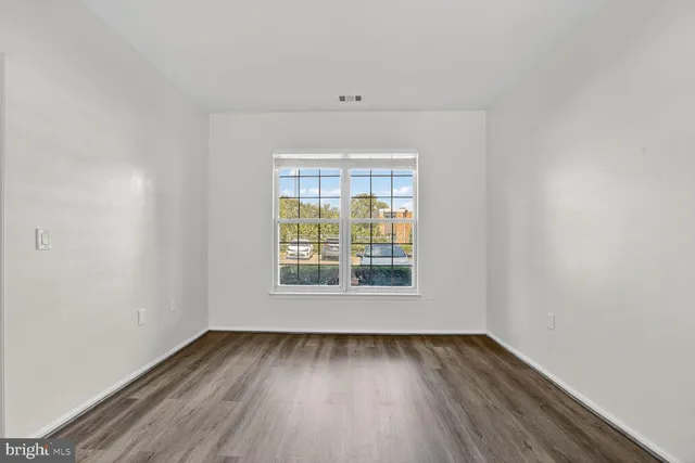 $399,900 | 3021 Nicosh Circle, Unit 1108, Falls Church, VA 22042