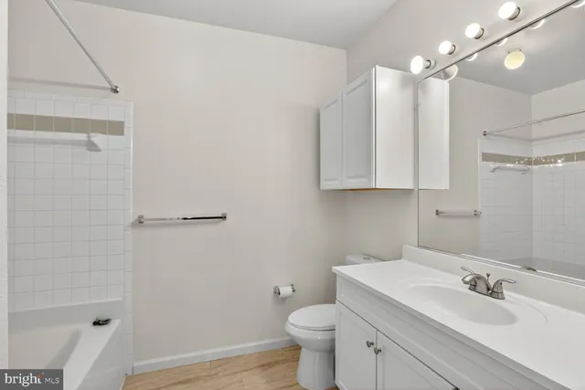 $399,900 | 3021 Nicosh Circle, Unit 1108, Falls Church, VA 22042