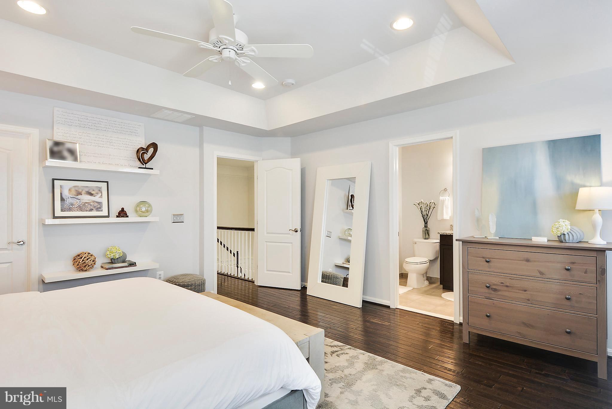 22652 Gray Falcon Square Ashburn, VA 20148 - Photo 19 of 28 Bedroom (Master)